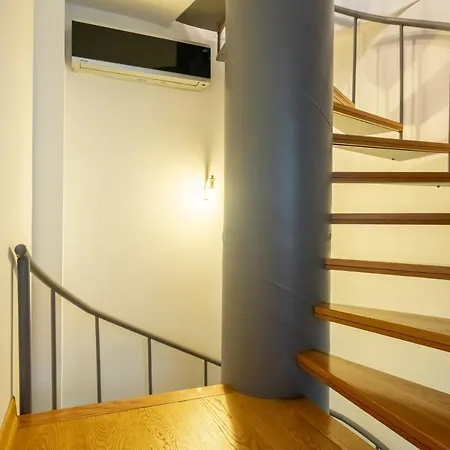 Gorgeous Triplex House With Enticing Interior Design Close To Rumeli Castle In Sariyer *