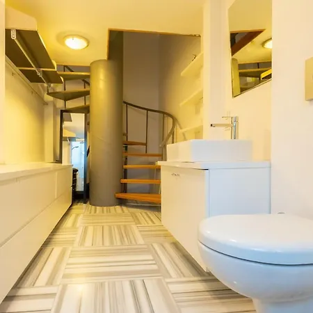 Apartamento Gorgeous Triplex House With Enticing Interior Design Close To Rumeli Castle In Sariyer *